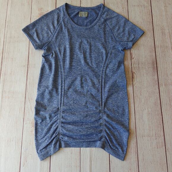 Athleta Fastest Track Seamless Short Sleeve Tee sz S - Picture 8 of 12